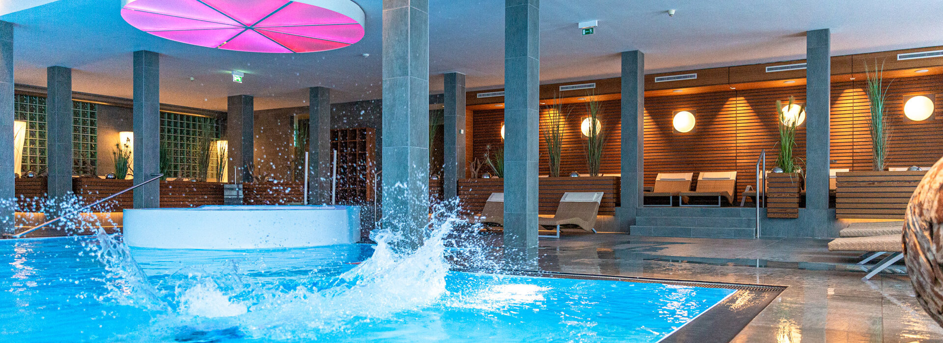 Indoor Pool Hotel Konradin