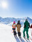 Familie beim Skifahren in Kühtai